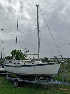 Com-Pac 19 Sailboat