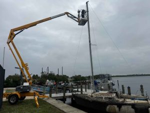 Catalina 26 Mast Removal